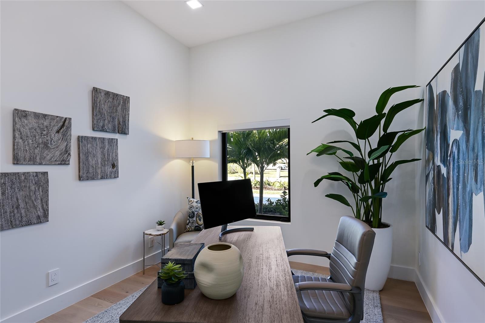 635 MOURNING DOVE DR