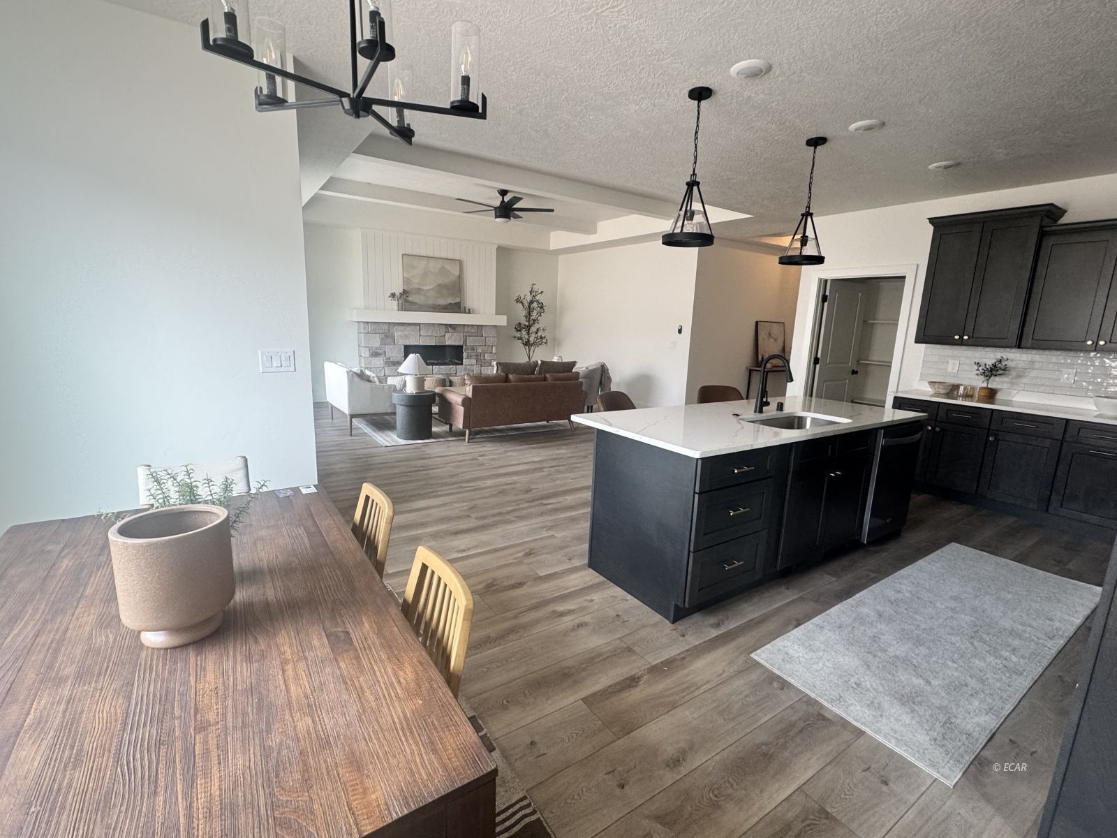 3162 Newcastle Circle