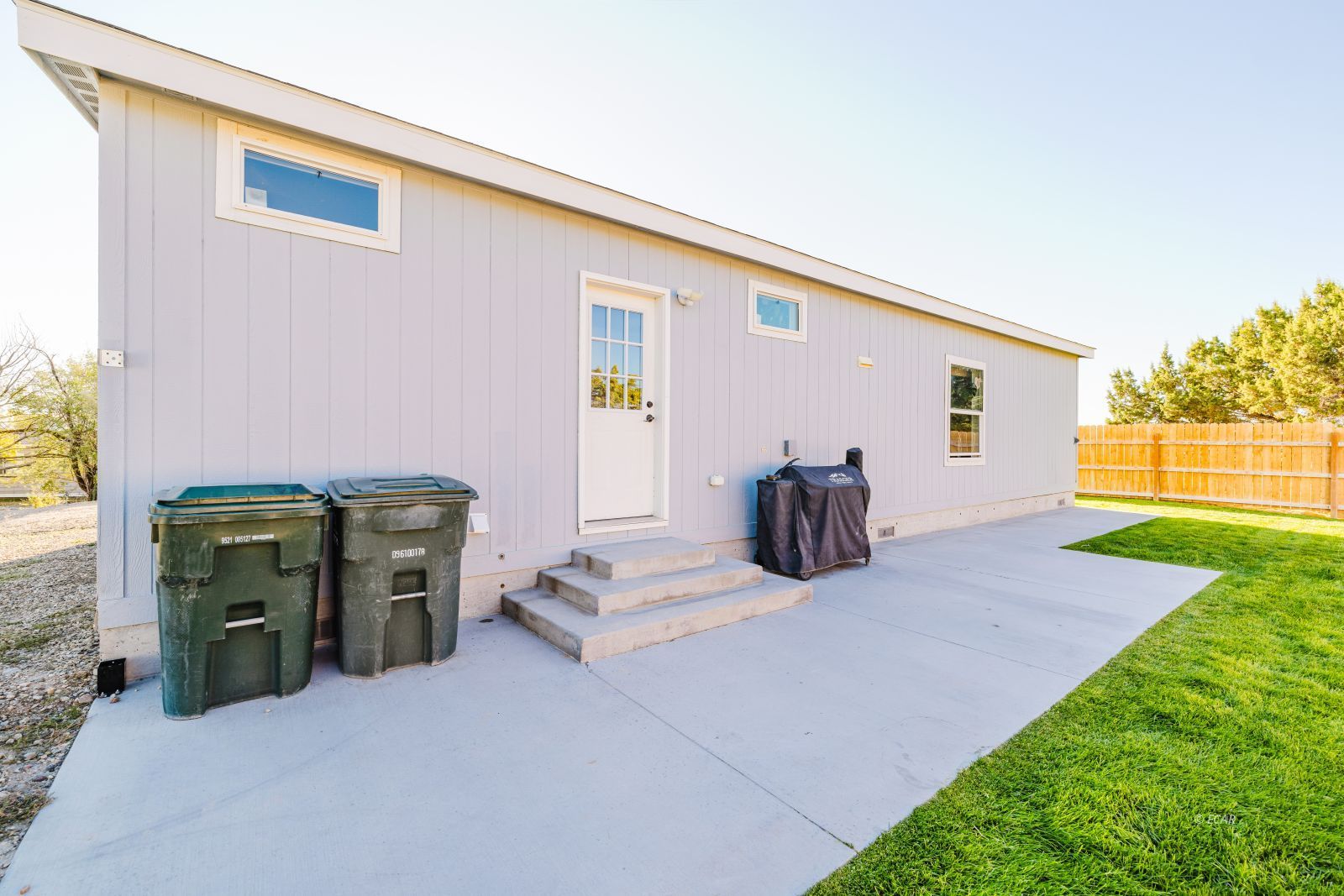 571 Holiday Drive