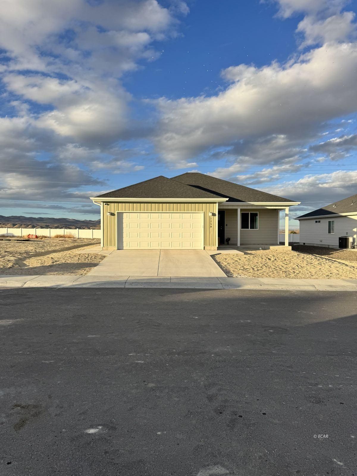 1493 Daisy Drive