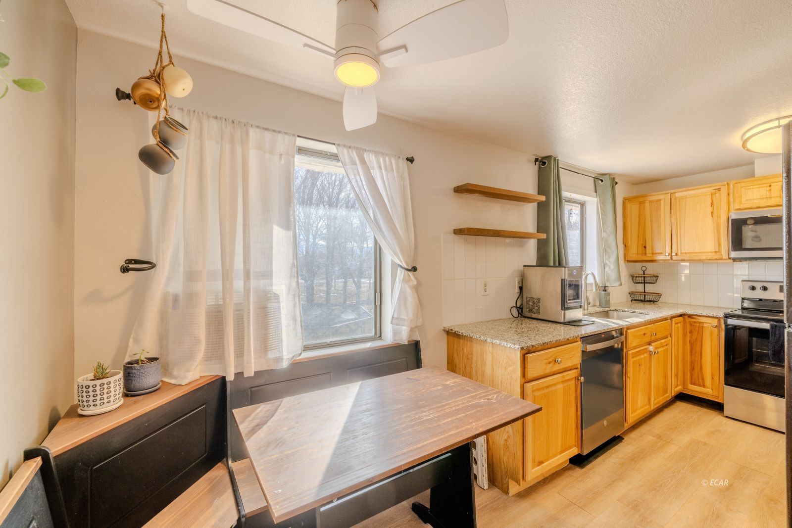 384 VALLEY BEND Drive