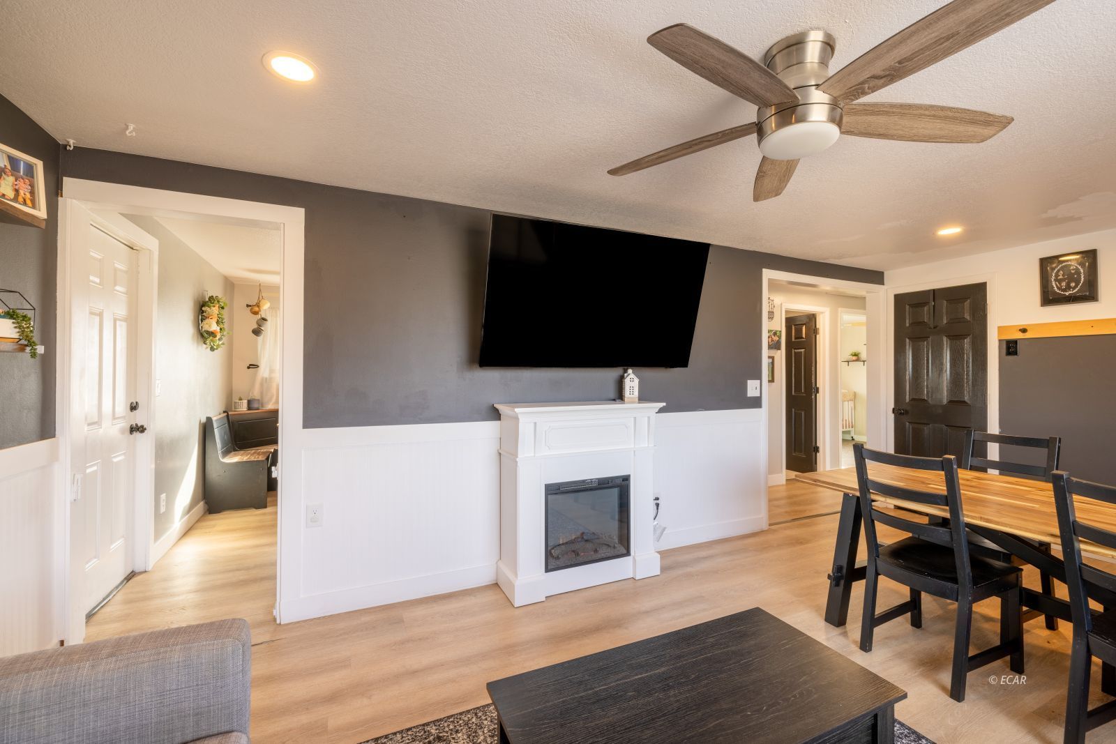 384 VALLEY BEND Drive