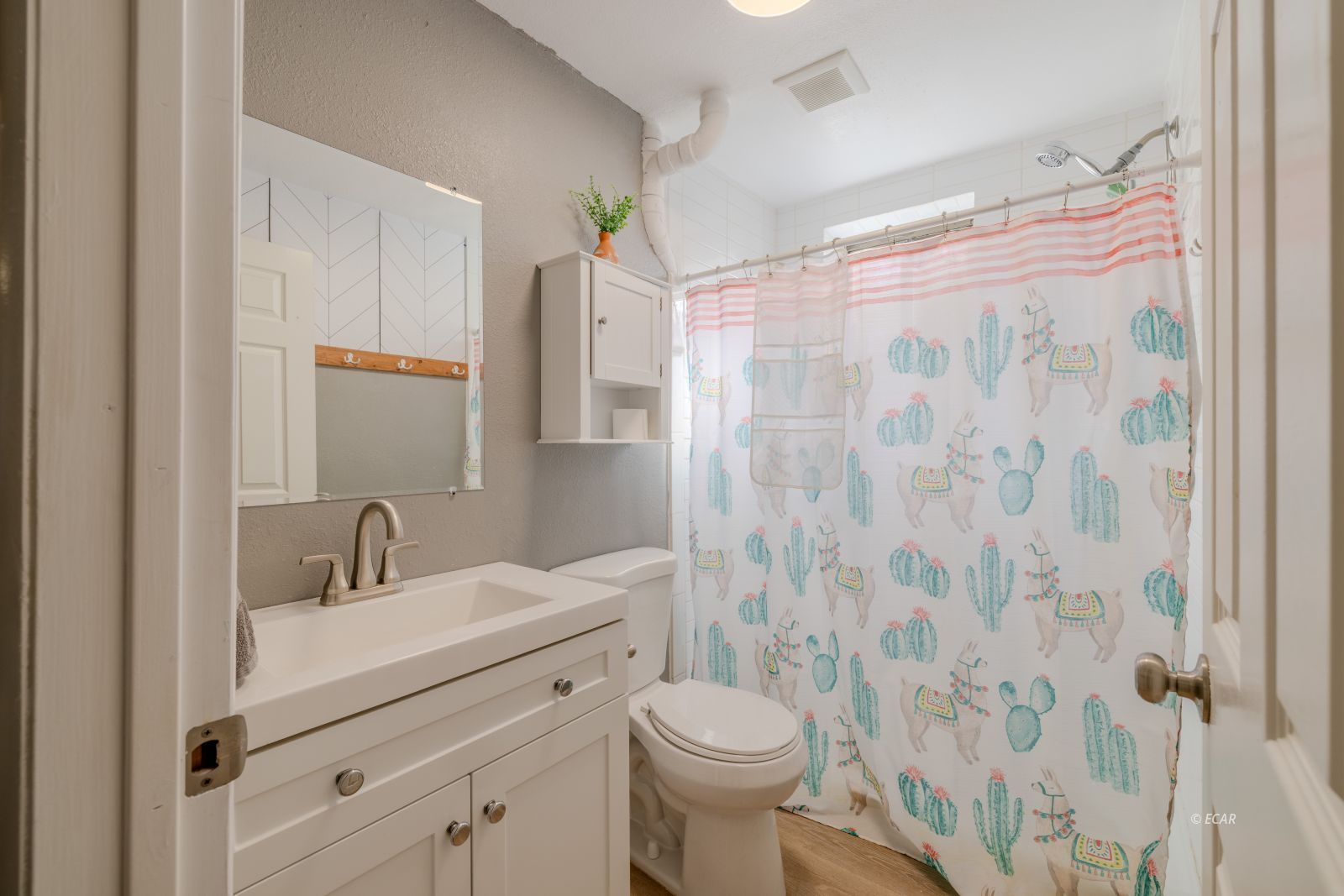 384 VALLEY BEND Drive