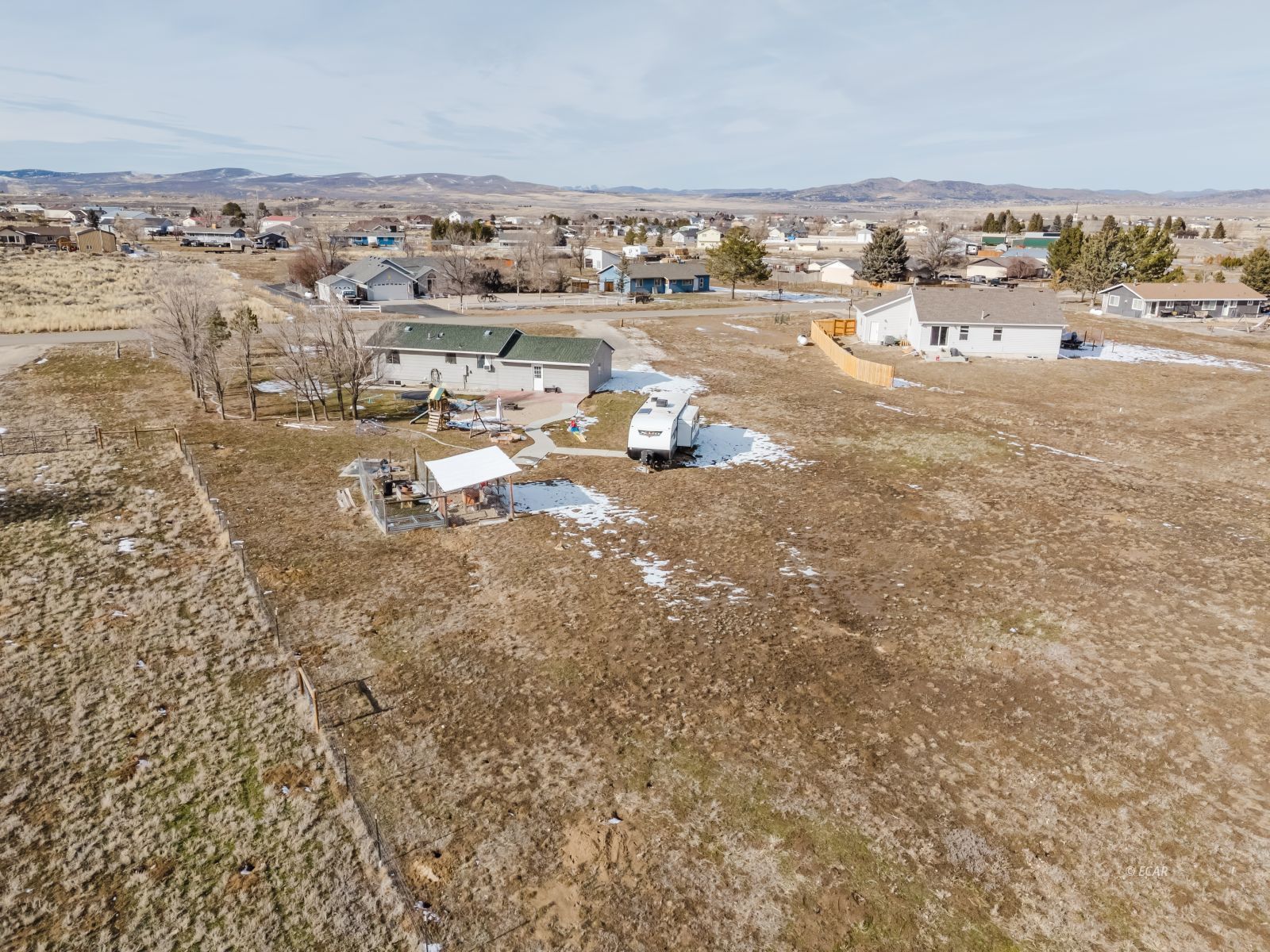 384 VALLEY BEND Drive