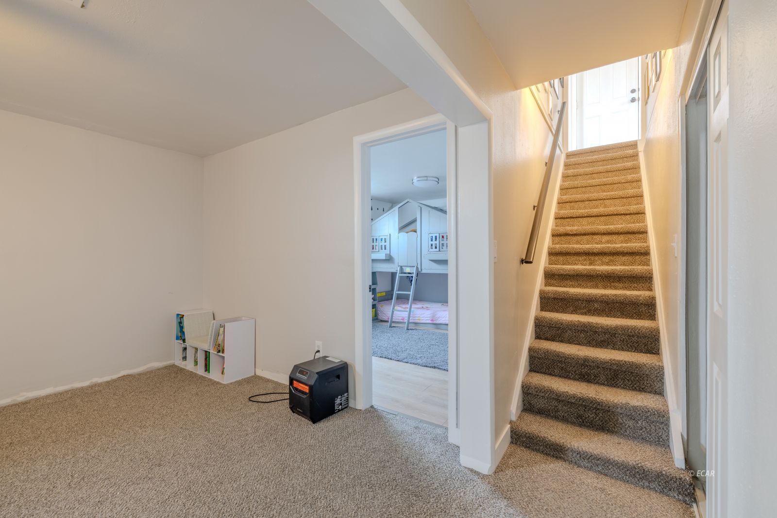 384 VALLEY BEND Drive