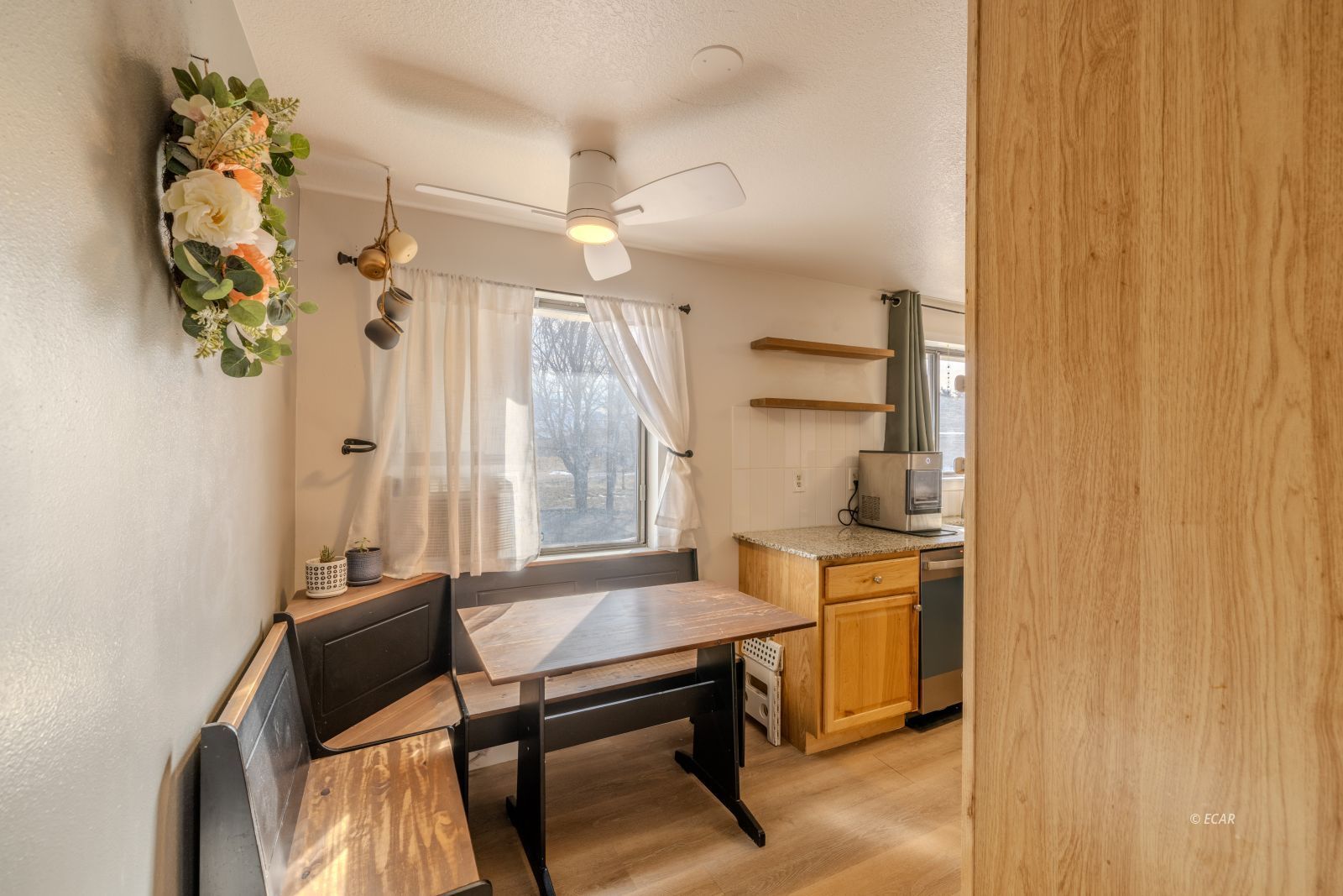 384 VALLEY BEND Drive