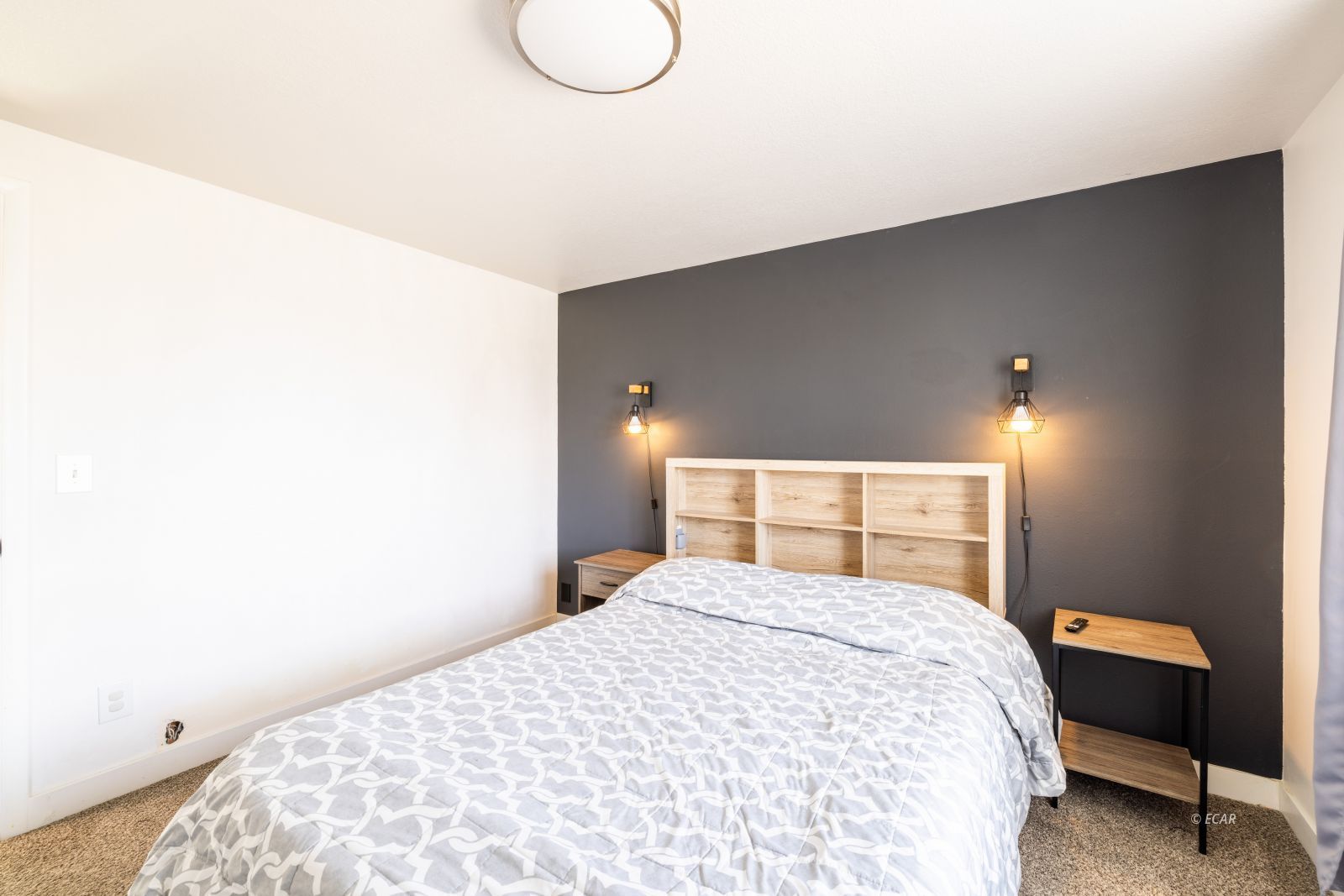 384 VALLEY BEND Drive