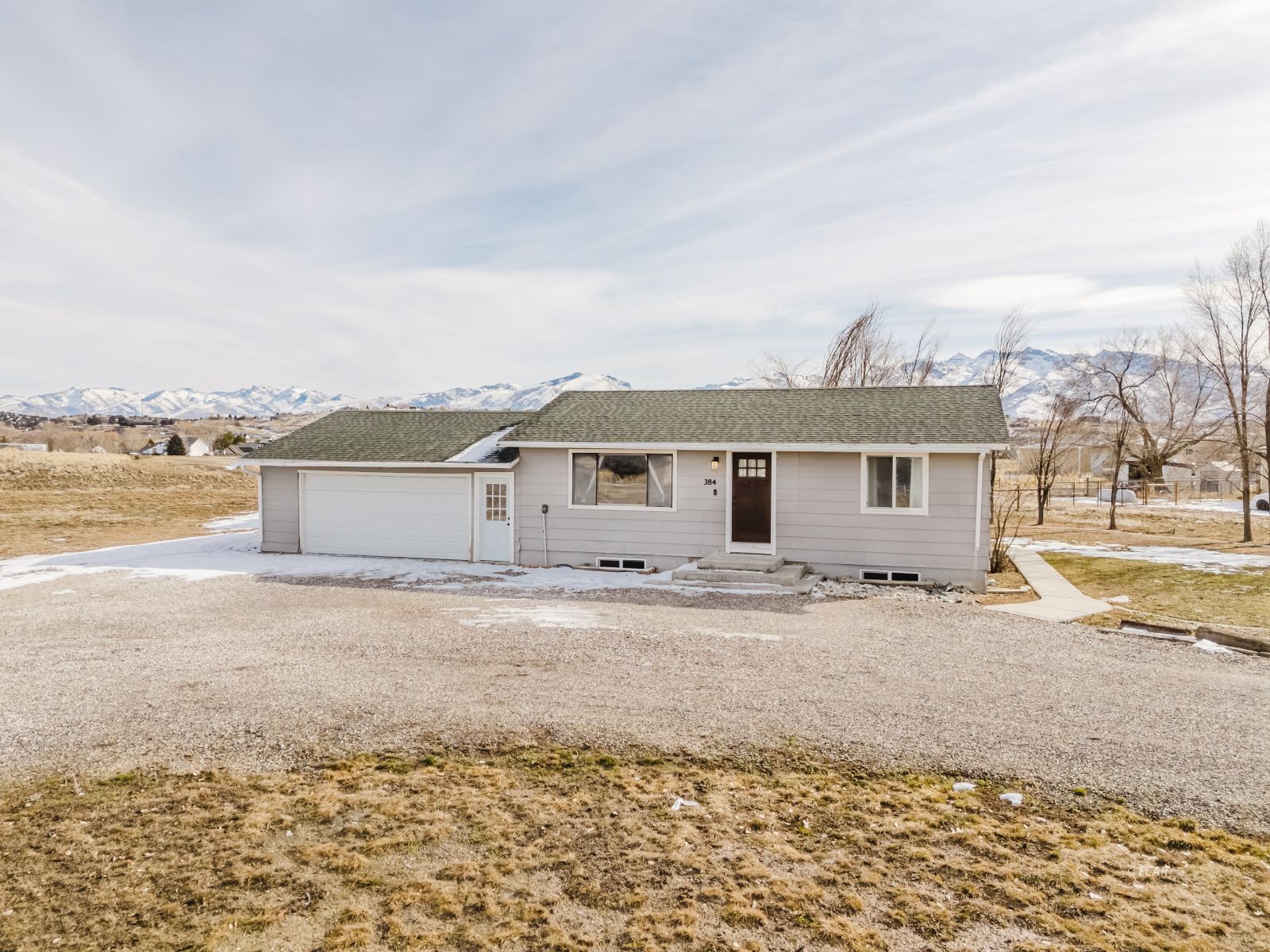 384 VALLEY BEND Drive