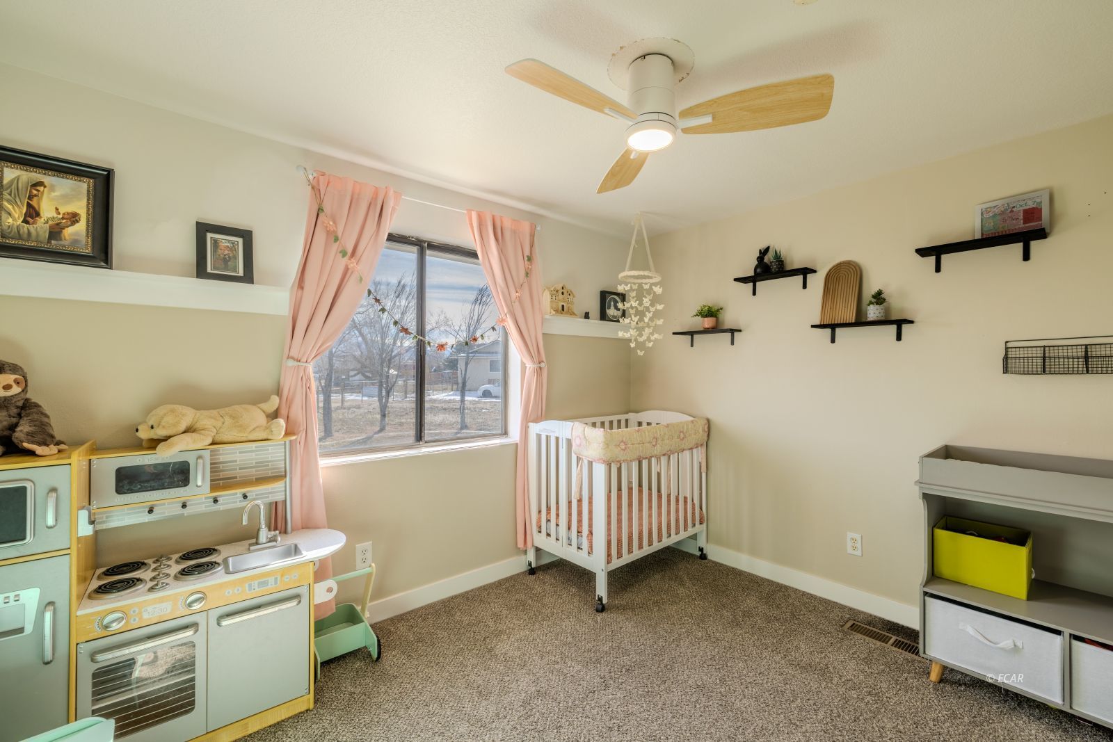 384 VALLEY BEND Drive