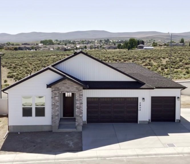 2909 Aria Way
