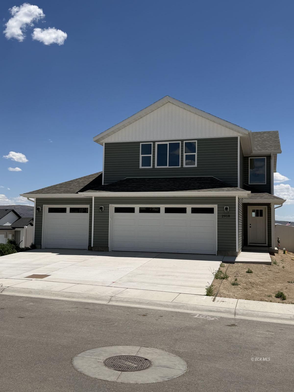 2963 ELEANOR Court