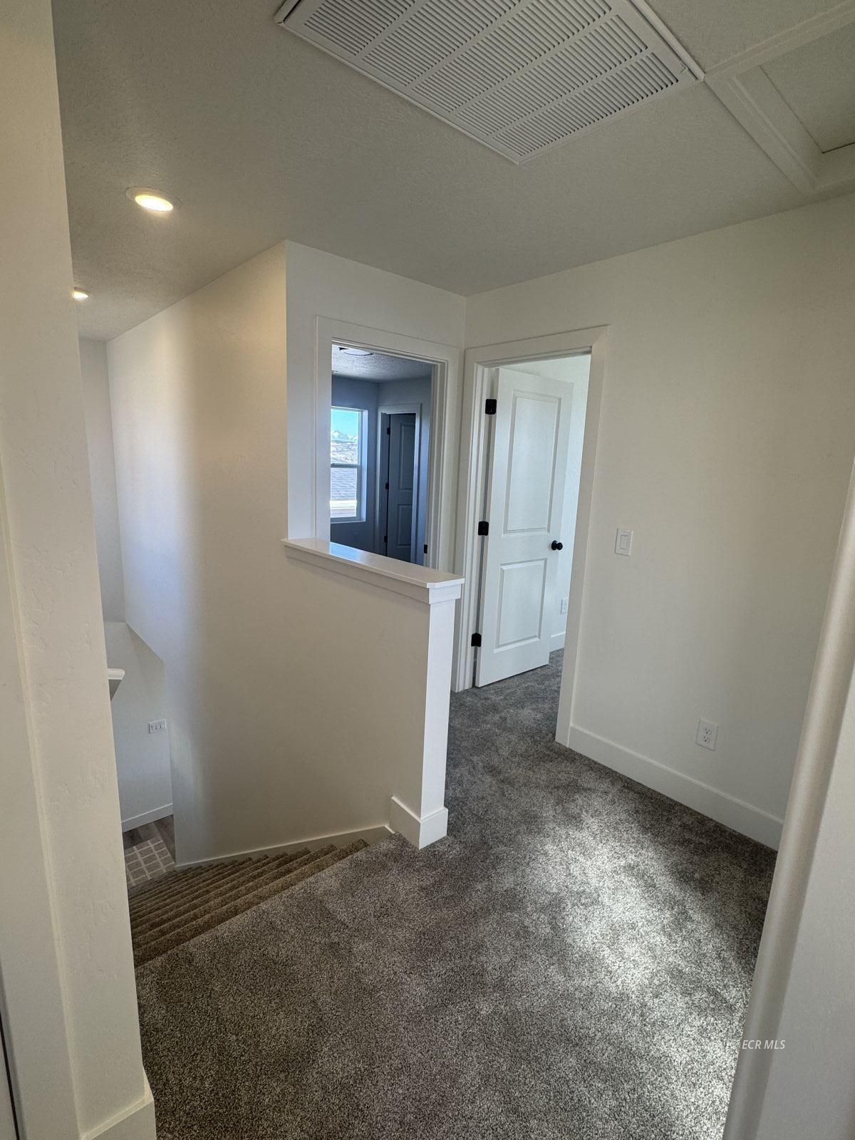 2963 ELEANOR Court