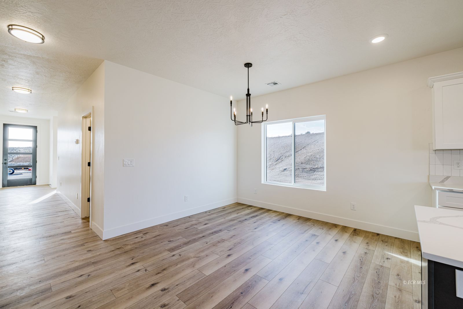 2966 Eleanor Court