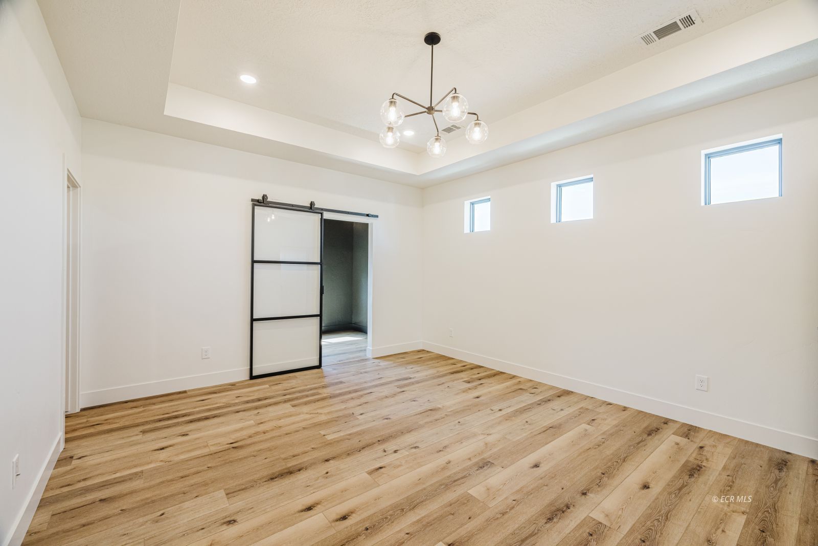 3105 NEWCASTLE Circle