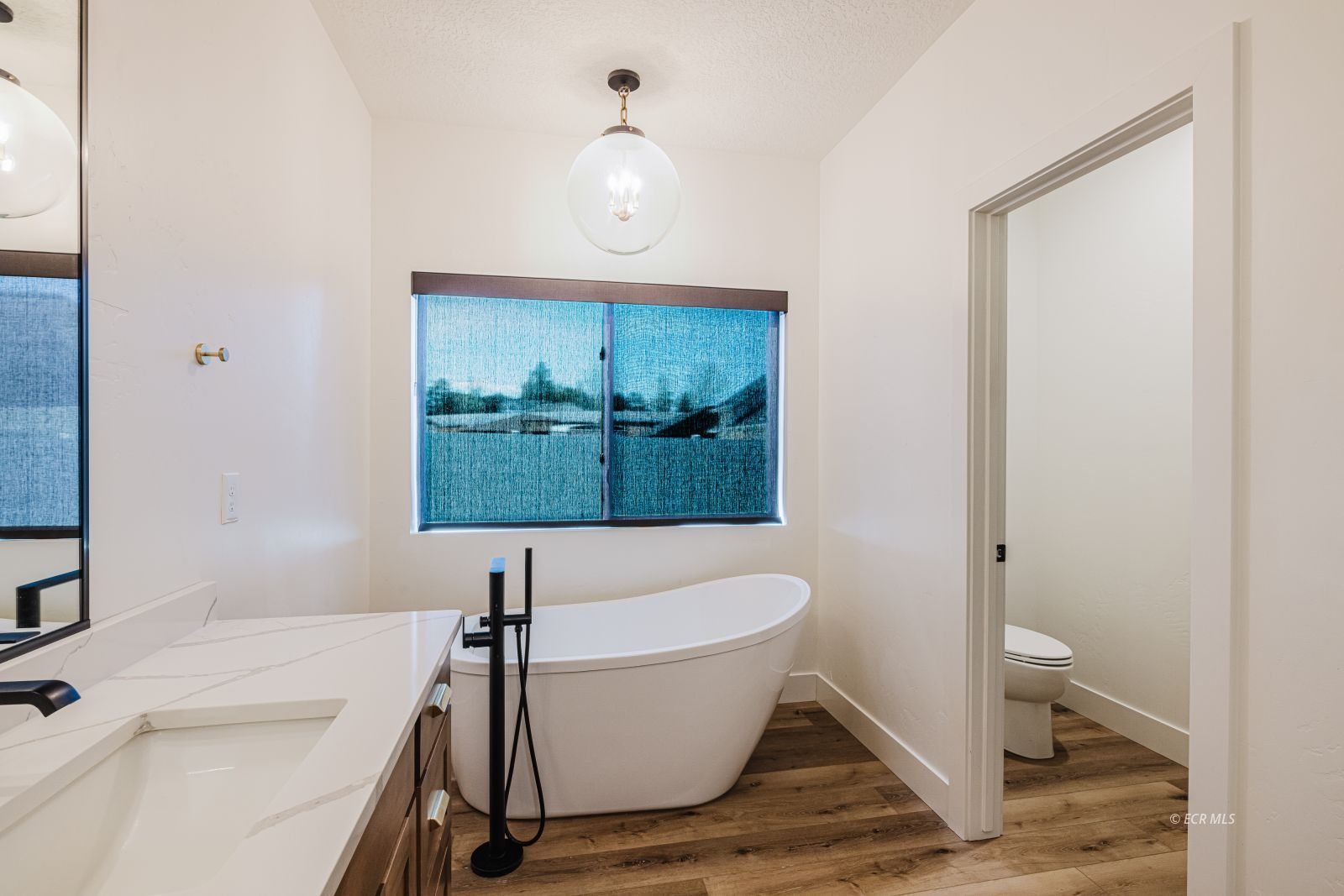 3105 NEWCASTLE Circle