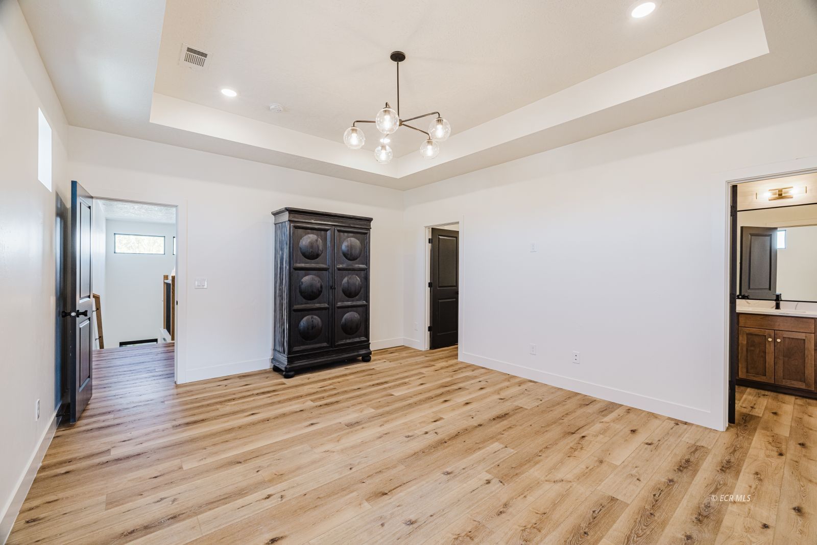 3105 NEWCASTLE Circle
