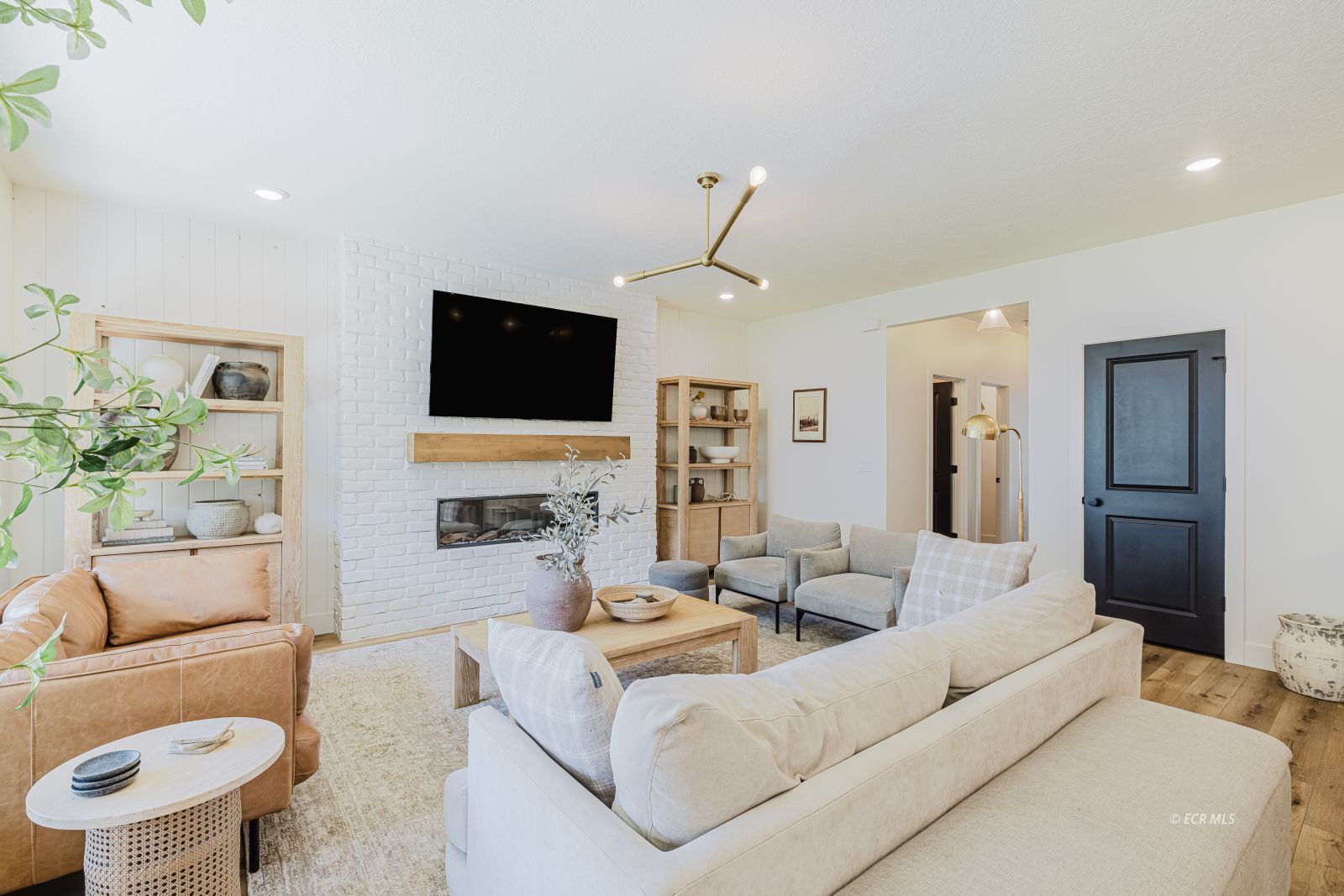 3105 NEWCASTLE Circle