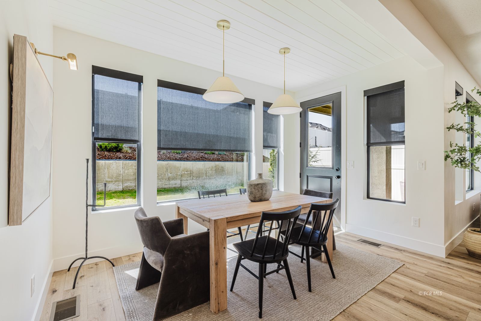 3105 NEWCASTLE Circle