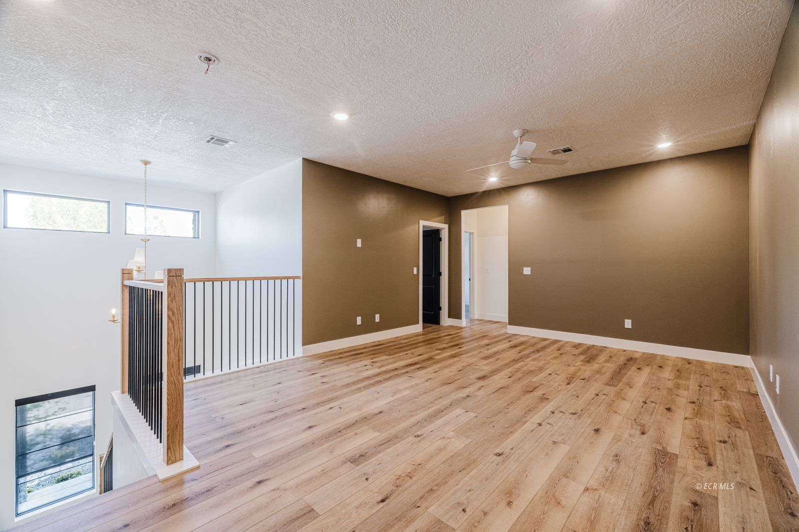 3105 NEWCASTLE Circle
