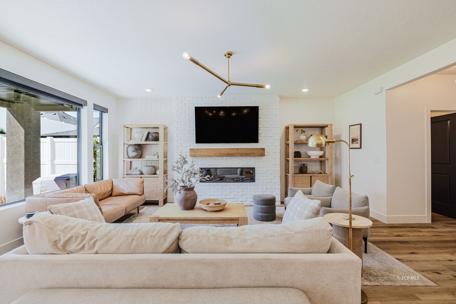 3105 NEWCASTLE Circle
