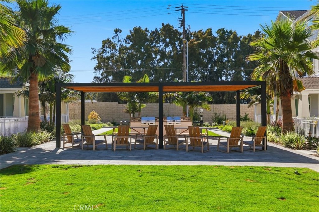 2392 Haley Point Drive 103