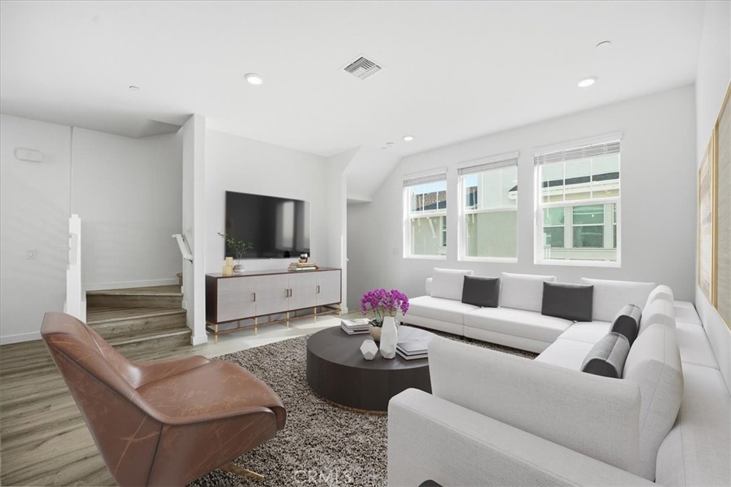 2392 Haley Point Drive 103