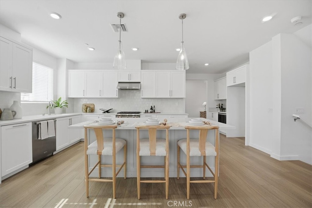 2380 Haley Point Drive 104