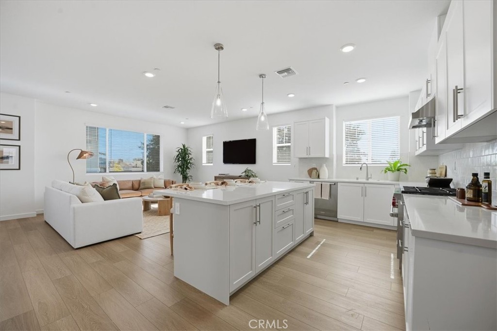 2380 Haley Point Drive 104