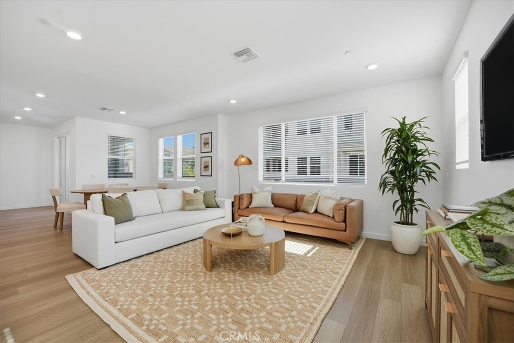 2380 Haley Point Drive 104