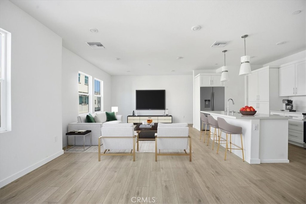 9414 Vineland Street