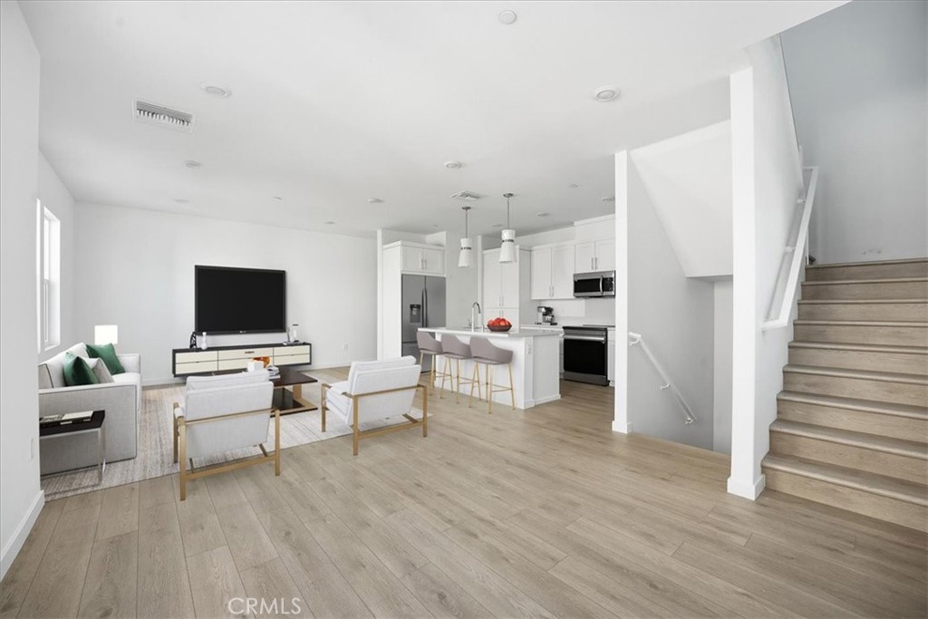 9414 Vineland Street