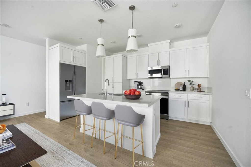 9414 Vineland Street