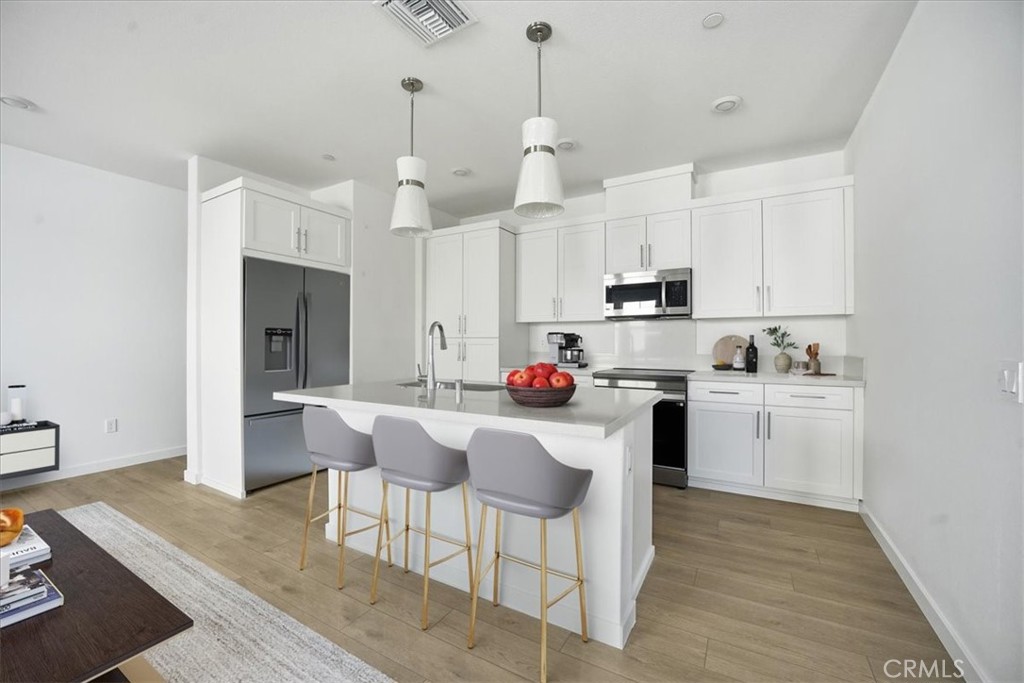 9414 Vineland Street