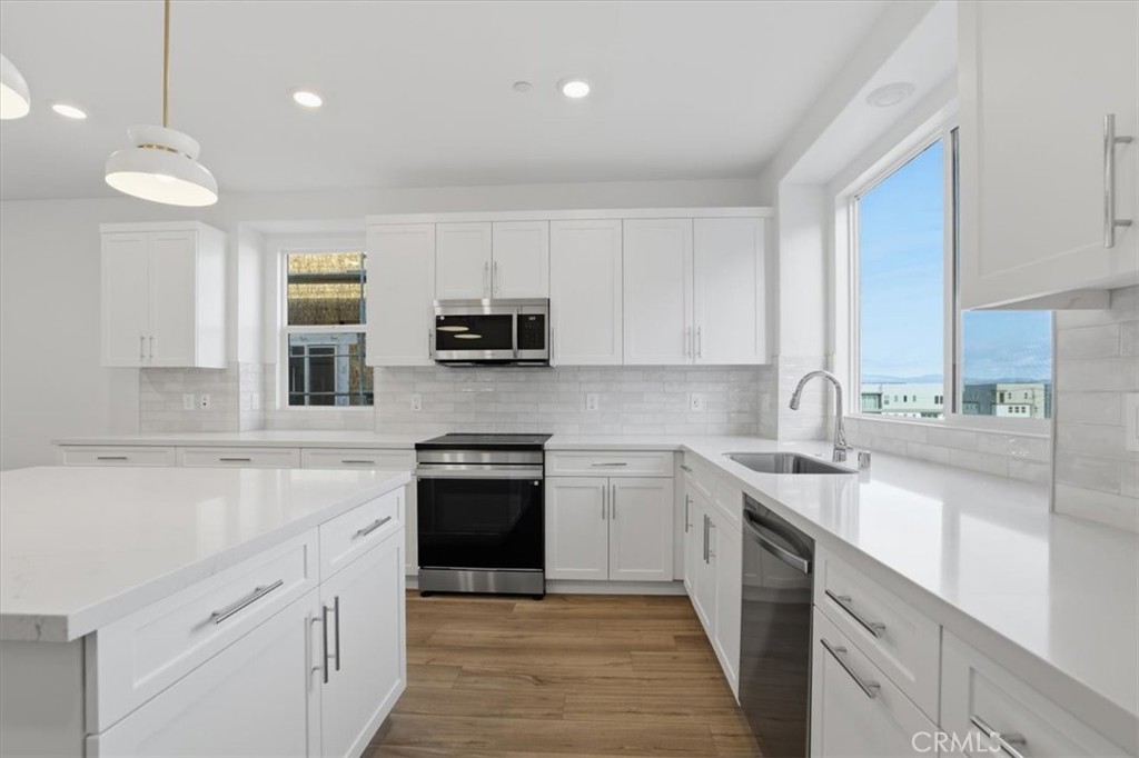 27321 Bear Creek Lane