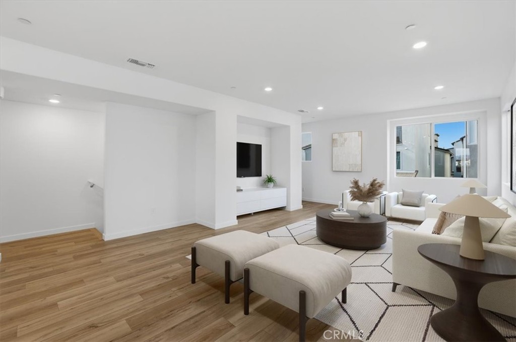 27321 Bear Creek Lane