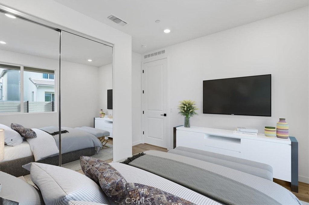 27321 Bear Creek Lane