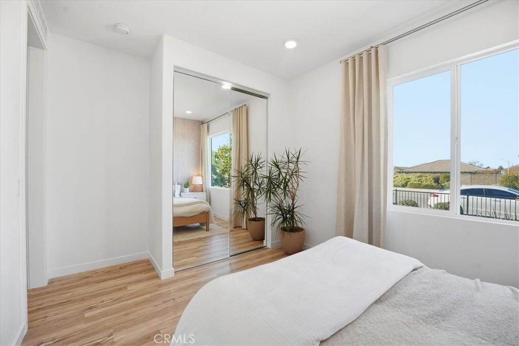 44246 Fleetwood Drive