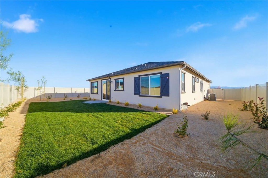3217 E Avenue J-4