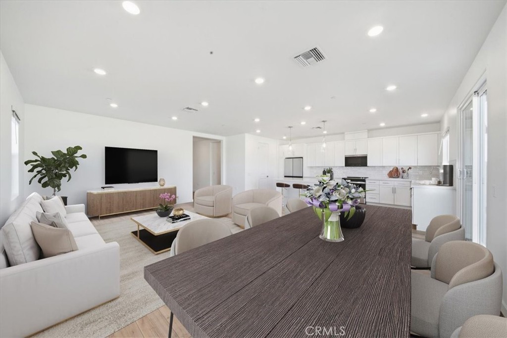 3217 E Avenue J-4