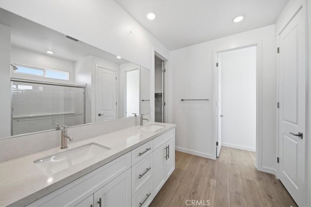 3211 E Avenue J-4