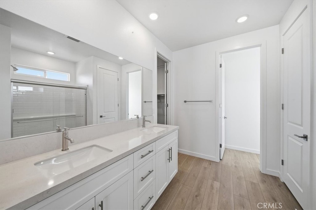 3211 E Avenue J-4