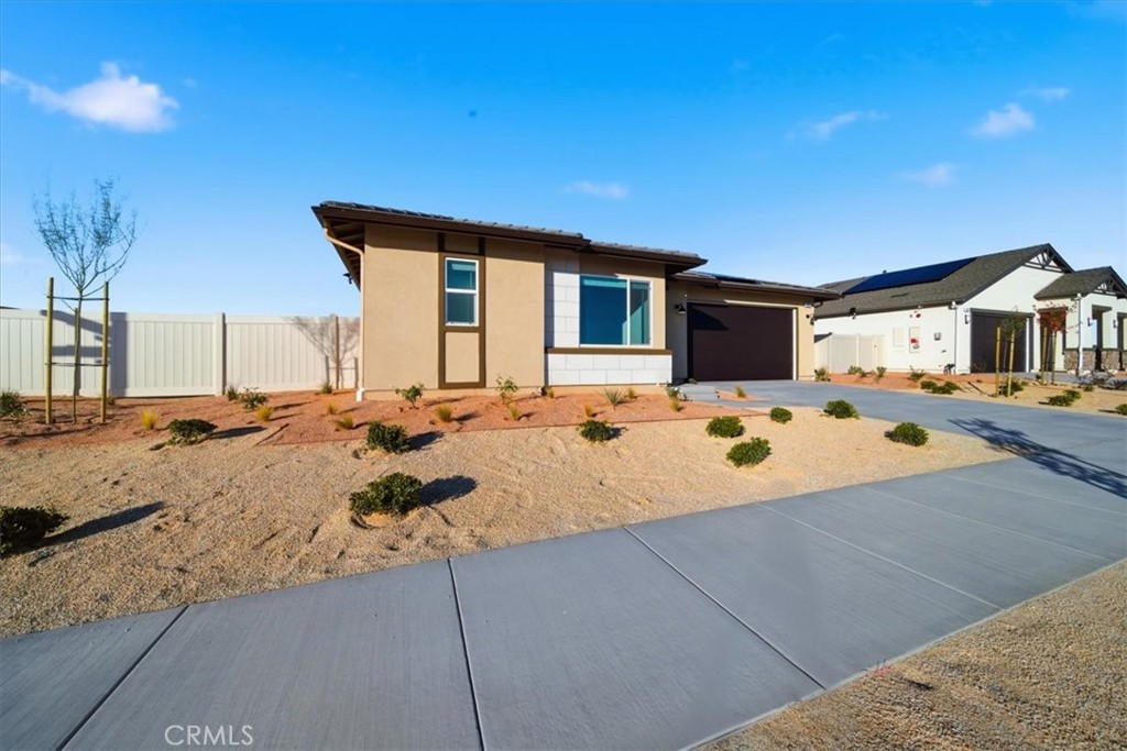 3211 E Avenue J-4