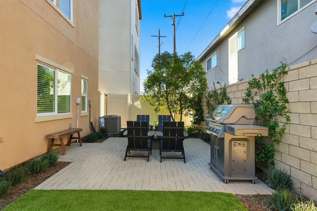 11427 Wildflower Lane