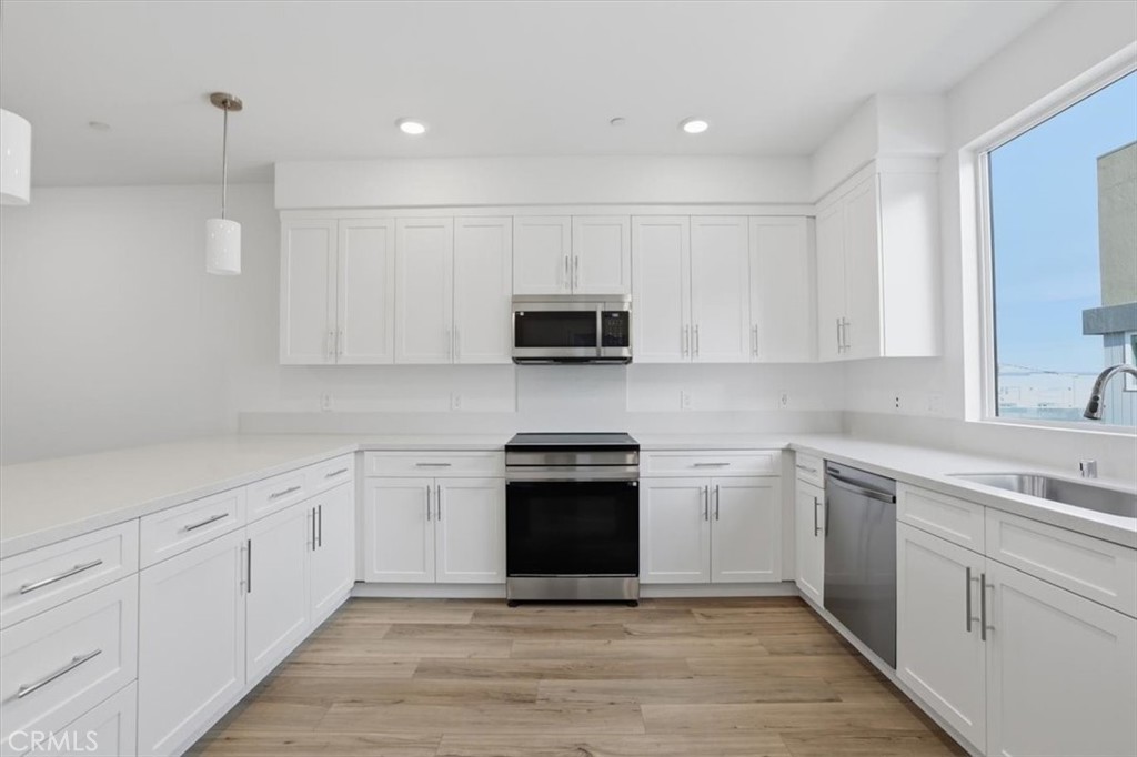 27323 Seven Oaks Lane