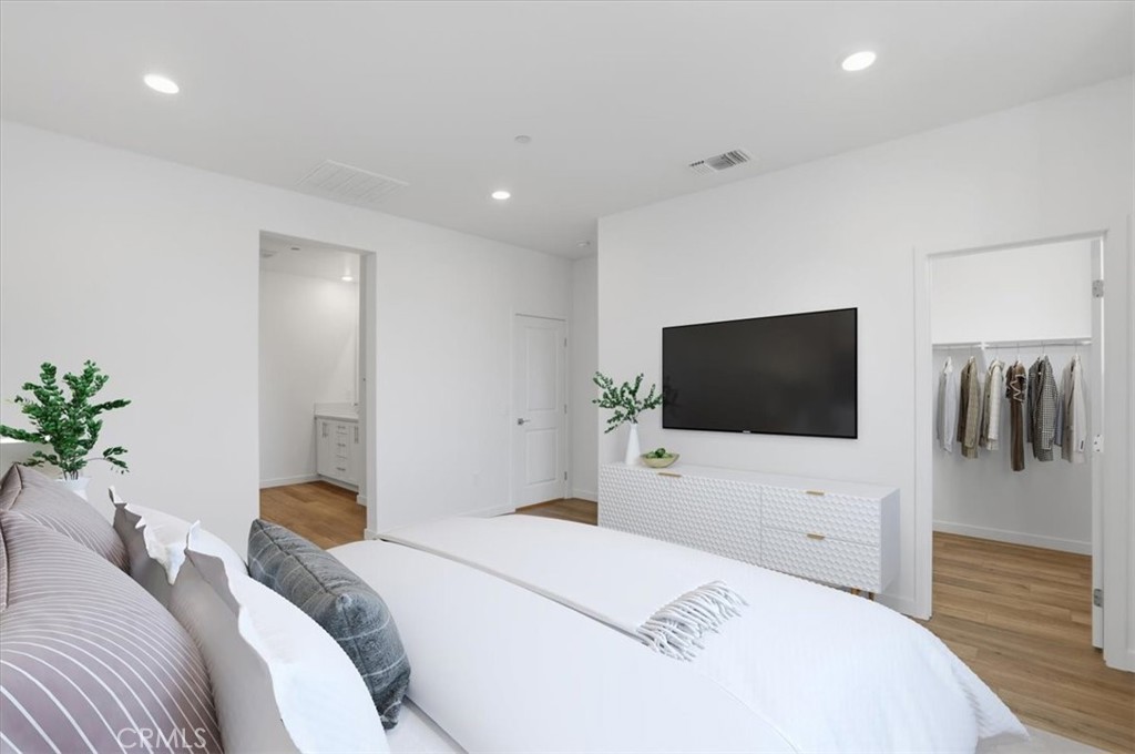 27323 Seven Oaks Lane