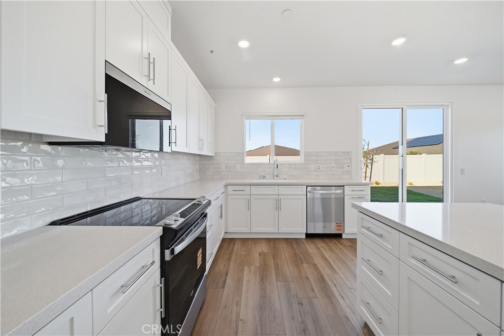 3248 E Avenue J-3