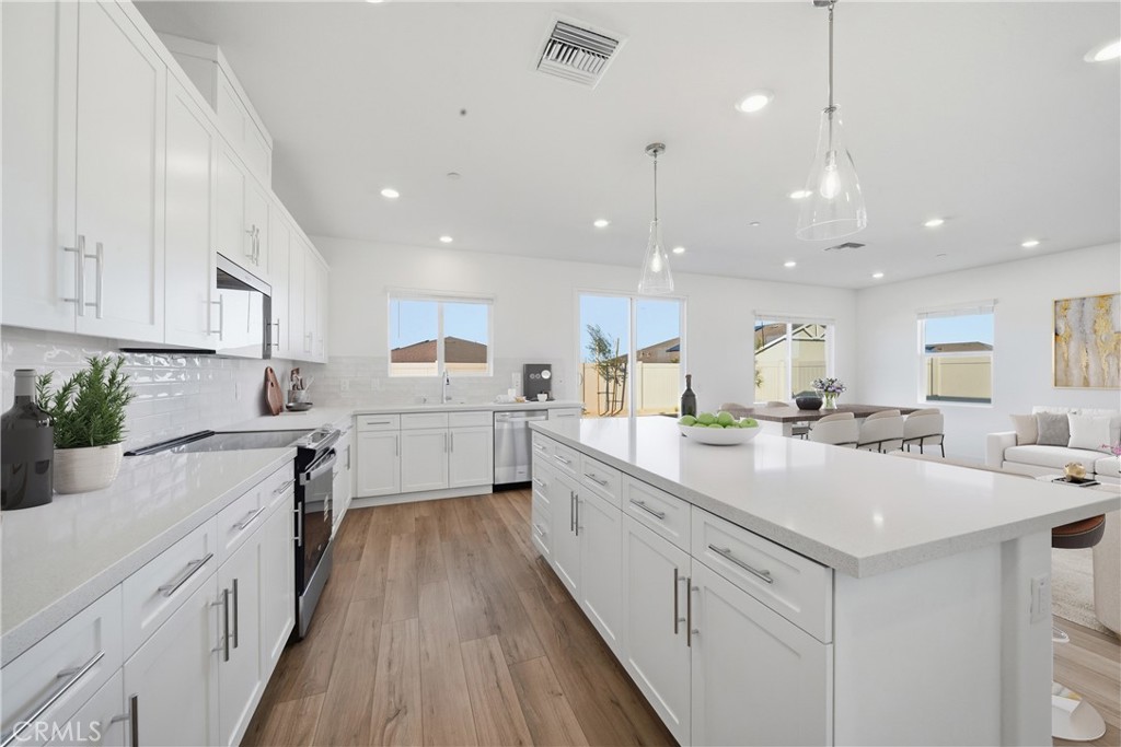 3248 E Avenue J-3