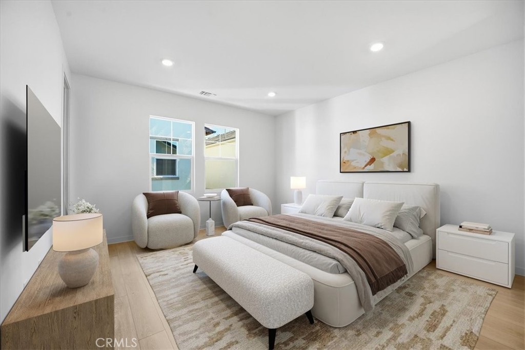 2547 Hepburn Street