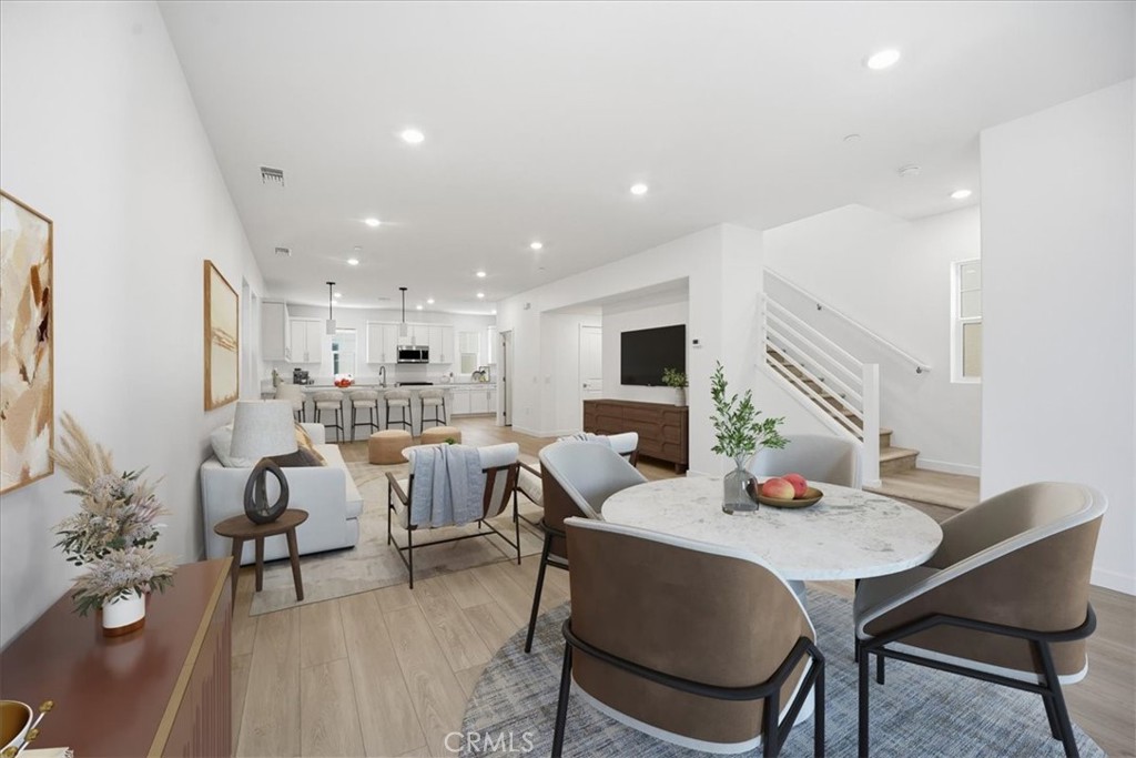 2547 Hepburn Street