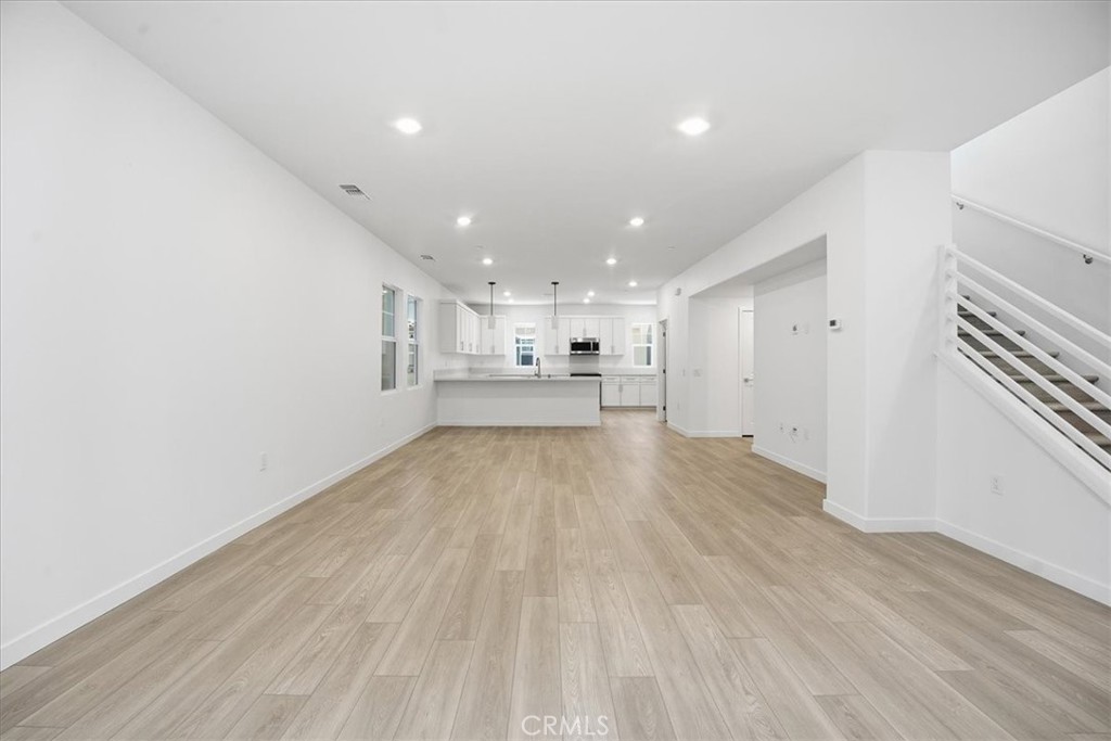 2547 Hepburn Street